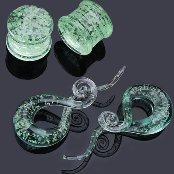 2 ks Sklenených Svietiť v Tme Ušné Sviečky a Tunely Zelené Ucho Rozchod Expander Sklo Ucho Strečing Piercings Sexy Piercing Šperkov
